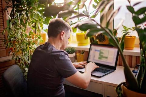 Why Hybrid Teams Need to Rethink Physical Access Control, Not Just Digital Security